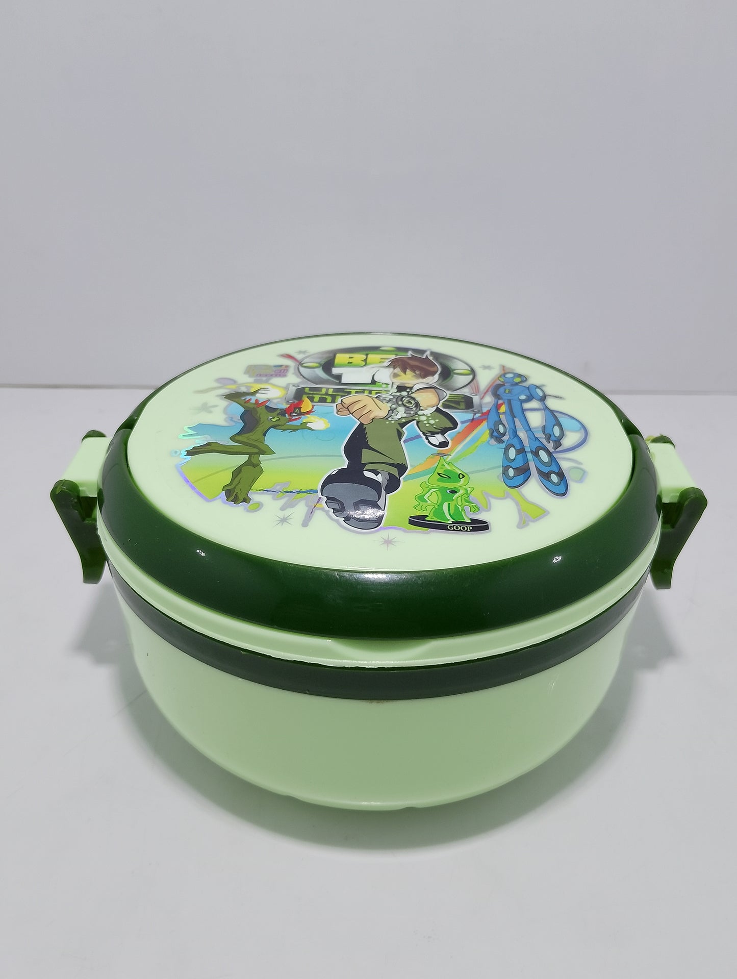 Round Lunch Box for Boys - Durable Snack Container with Secure Lid